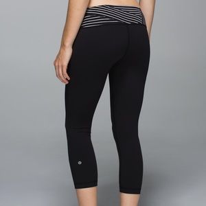 Black wunder under with detailed band